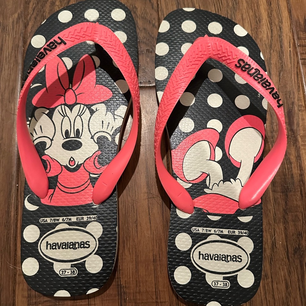 Havaianas Minnie Mouse Flip Flops - Black and Pink - Size 7/8